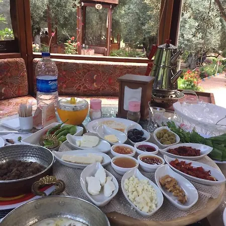 Alpstar & Restaurant * Geyikbayiri